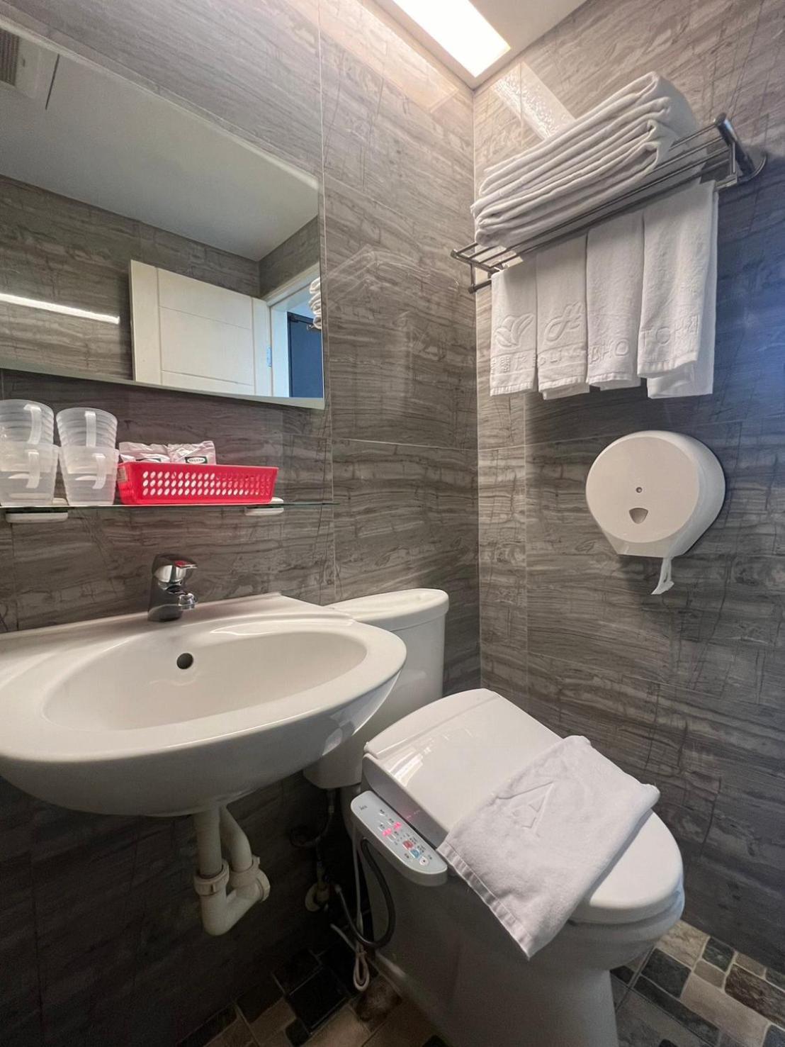 Ya Dou Hotel تايبيه المظهر الخارجي الصورة